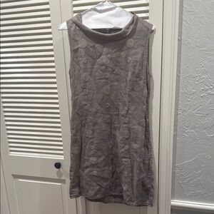 Lina Tomei 100% linen dress with dot pattern